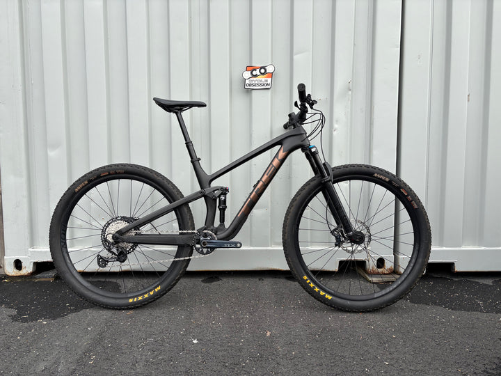Trek Top Fuel 9.7 - Matte Raw Carbon  (Ex Staff Bike)