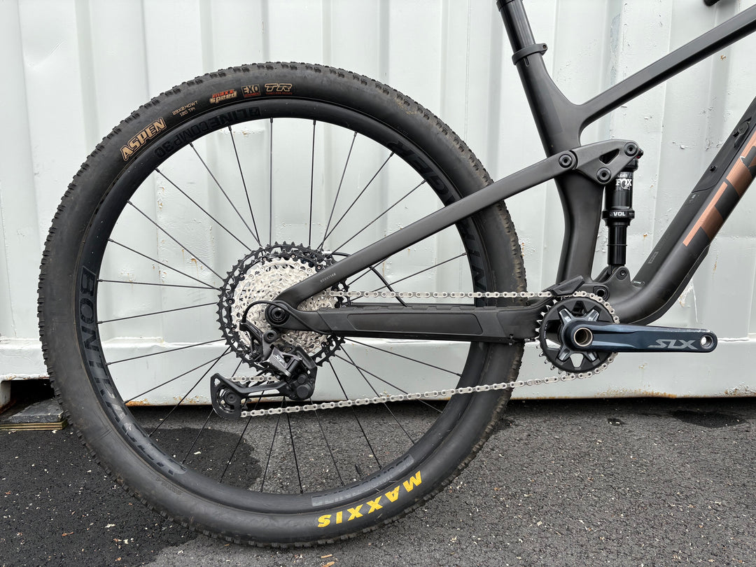 Trek Top Fuel 9.7 - Matte Raw Carbon  (Ex Staff Bike)