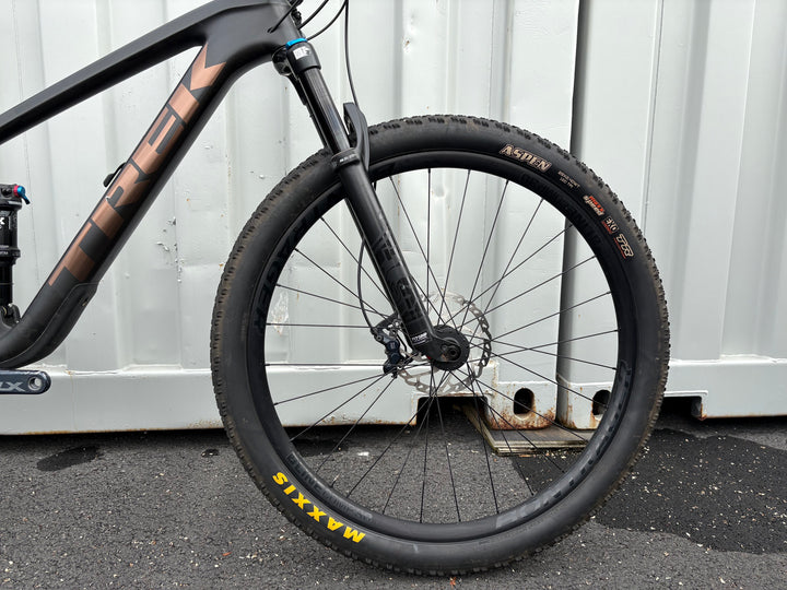 Trek Top Fuel 9.7 - Matte Raw Carbon  (Ex Staff Bike)