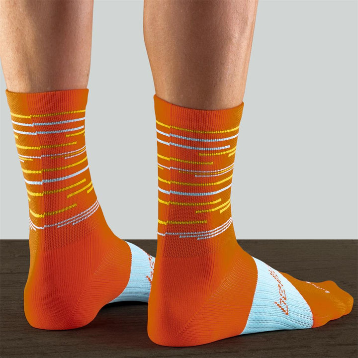 Linear Socks-Orange-06